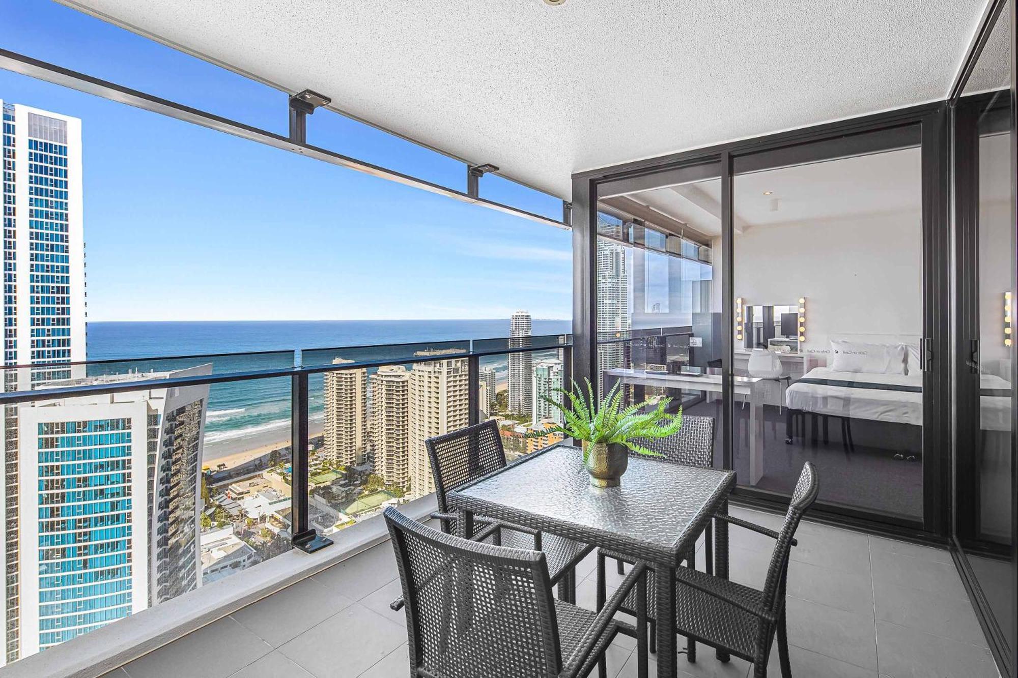 Holiday Holiday Circle On Cavill Apartments Gold Coast Oda fotoğraf